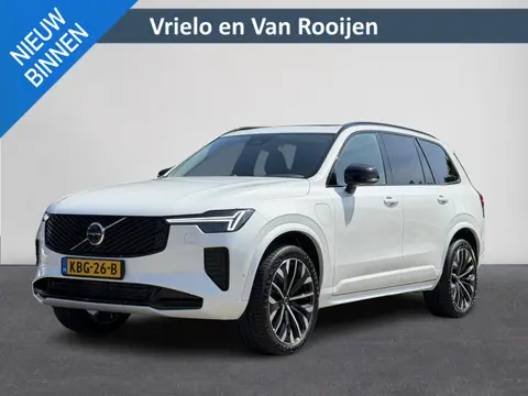 Volvo XC90 2.0 T8 Plug-in hybrid AWD Ultra Dark | Luchtvering | 360 | B&W | Stoelventilatie | Pano |