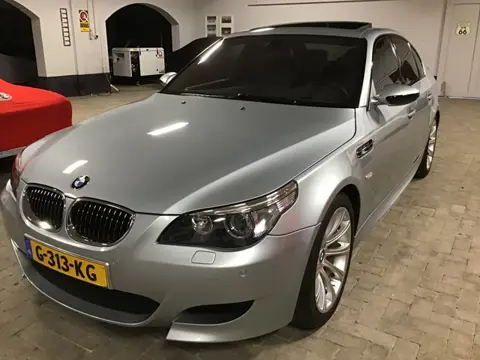 BMW 5 Serie M5 (bj 2005, automaat)