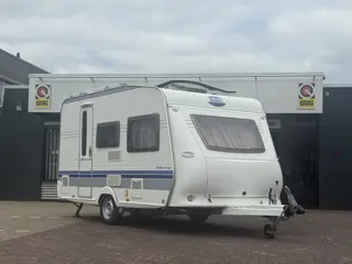 Hobby de luxe 400 SF dwarsbed 4 slaapplaatsen voortent mover hordeur kachel truma toilet