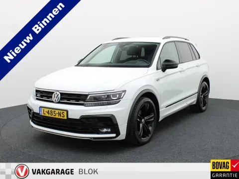 Volkswagen Tiguan 1.5 TSI ACT Highline Business R | Black Style | Head Up | Side Assist | Elk. A-kle