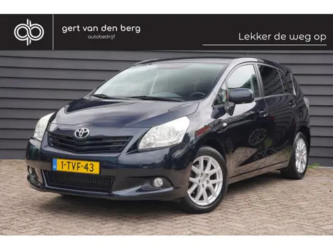 Toyota Verso 1.8 VVT-i Aspiration - 7 PERSOONS - TREKHAAK - CRUISE - CLIMA -