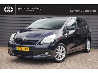 Toyota Verso 1.8 VVT-i Aspiration - 7 PERSOONS - TREKHAAK - CRUISE - CLIMA -