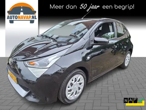 Toyota Aygo 1.0 VVT-i X-Play Limited 5Drs /Camera/Navi/Apple/Android/1e Eig/Garantie