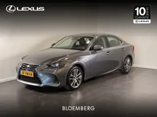 Lexus IS 300h Hybrid Edition 30 | Stoelverwarming | Elektrisch stuur | Parkeersensoren |