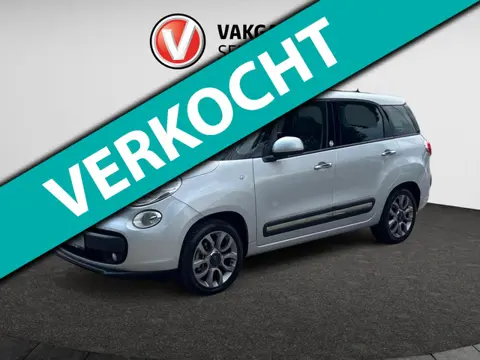 Fiat 500 L Living 0.9 TwinAir Lounge | Clima | Cruise | Panorama Dak | Parkeersensoren Achterzijde |