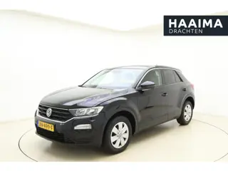 Volkswagen T-Roc 1.0 TSI Style | 115PK | Stoelverwarming | Parkeersensoren achter | Trekhaak | Clima