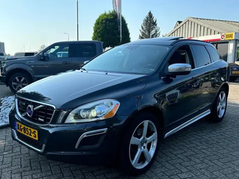 Volvo XC60 2.4 D5 AWD R-Design Automaat Panoramadak