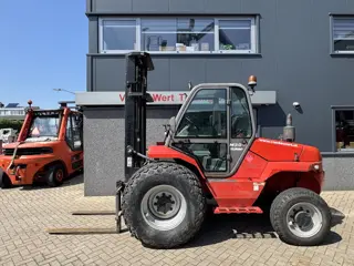 Manitou M 30-4 T  Ruwterrein heftruck 4x4 Triplo 550 4832UUR Perkins DIESEL 2012