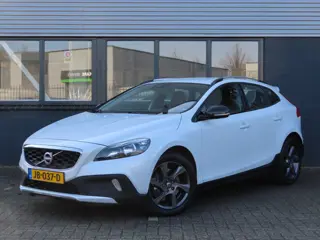 Volvo V40 Cross Country 1.5 T3 Summum | lederen bekleding  | trekhaak | stoelverwarming