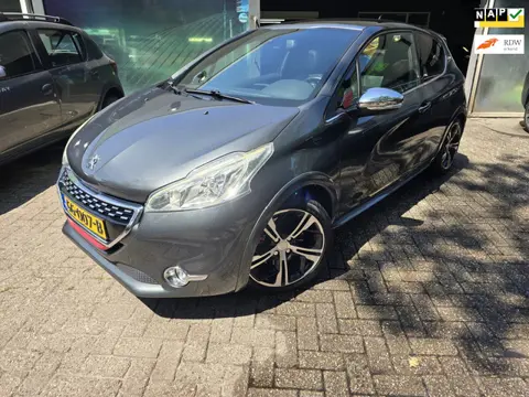 Peugeot 208 1.6 THP GTi | 2E EIGENAAR | 12MND GARANTIE | PANO | LMV | CRUISE |