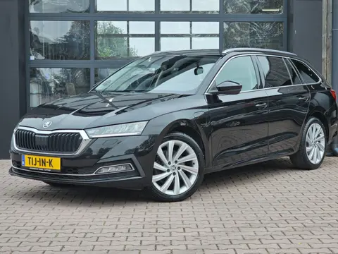 Škoda Octavia Combi 1.4 TSI iV PHEV Business Edition Plus | LED | Trekhaak | PDC | Stoelverwarming |