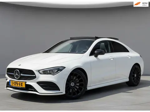 Mercedes-Benz CLA-klasse 250 Premium Plus|Pano|HUD|Burmester|Sfeerverlichting|Carplay|Widescreen|Ada