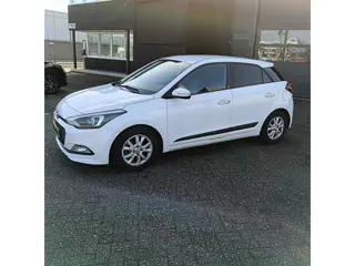 Hyundai I20 1.0 T-GDI Go! 2016