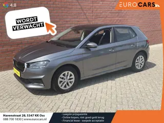 Skoda Fabia 1.0 TSI Automaat Ambition Skoda Fabia 1.0 TSI Ambition Panoramadak Navigatie Carplay PDC