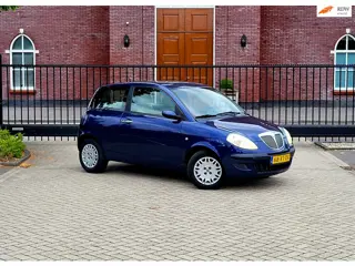 Lancia Ypsilon 1.4-16V Argento DFN / Automaat / Airco / Nap / Apk