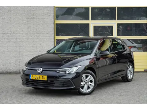 Volkswagen Golf 1.0 TSI 5drs Life BJ2023 Lmv 16" | Led V+A | Pdc | App-Connect | Navi | Virtual cock