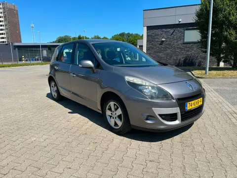 Renault Scénic 2.0 Dynamique. AUTOMAAT