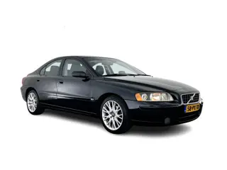 Volvo S60 2.4 D5 Momentum Aut.*NAVI-FULLMAP | LEATHER-FABRIC | ECC | CRUISE | PDC | TOWBAR | HEATED-