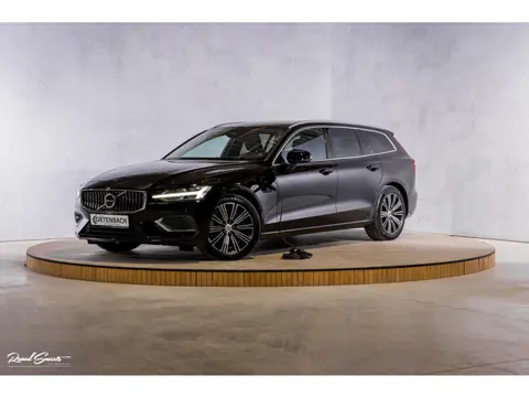 Volvo V60 2.0 T6 Plug-in hybrid AWD Core Bright Long Range | Adaptieve cruise | Blis | Memory | Lede