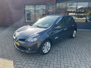 Renault Clio 1.2 TCE Initiale (bj 2008)