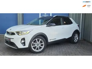 Kia Stonic 1.0 T-GDi 120PK Navi Cruise Keyless Veel opties! 28000km!
