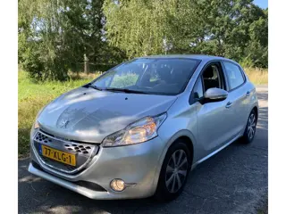 Peugeot 208 automaat 1.4 e-HDi Blue Lease (bj 2012)