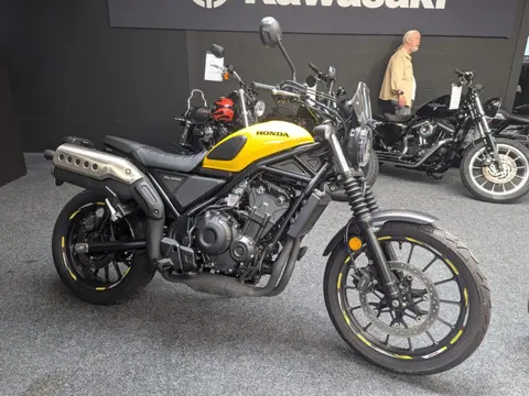 Honda CL 500 SCRAMBLER (bj 2025)