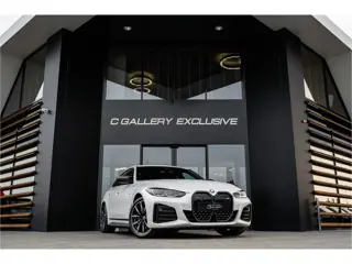 BMW i4 M50 High Executive M-Sport l Panorama l HUD l 360 camera l sportstoelen