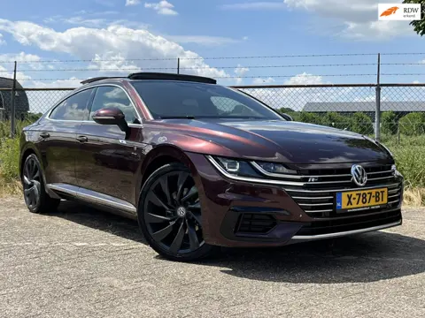 Volkswagen Arteon 2.0 TSI R-Line Business+ Panoramadak Massage