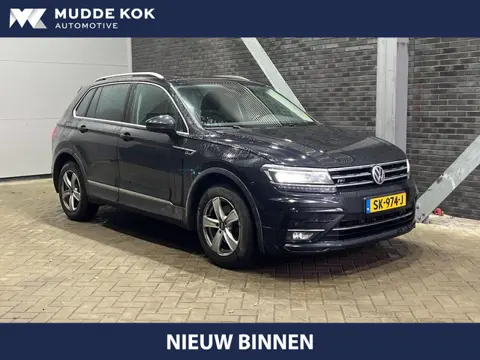 Volkswagen Tiguan 1.4 TSI ACT Highline | Automaat | Trekhaak | Panoramadak | Vol-Leder | Stoelverwar