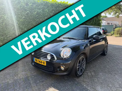 Mini 3-Deurs 1.6 One MINIMALIST Black Bullet