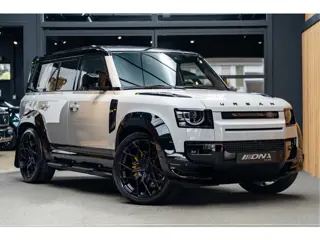 Land Rover Defender 110 P300e X-Dynamic SE Urban Pano Yellow Accents 2.0 P300e 110 X-Dynamic SE