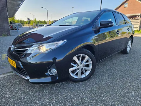 Toyota Auris Touring Sports 1.8 Hybrid Lease GARANTIE