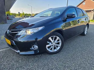 Toyota Auris Touring Sports 1.8 Hybrid Lease GARANTIE