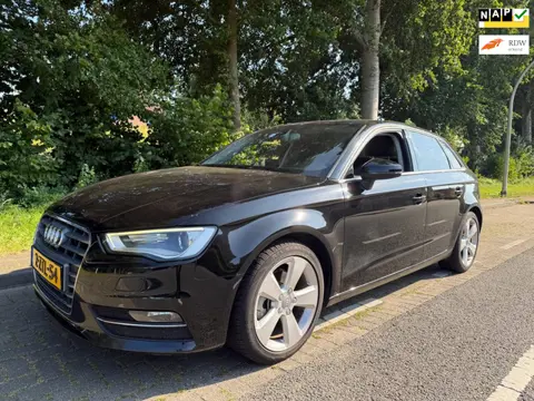 Audi A3 Sportback 1.2 TFSI Ambition Pro Line plus, automaat ,airco nap
