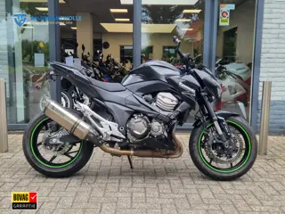 Kawasaki Z800E Z800 E Z 800 E Akrapovic ABS 70kW