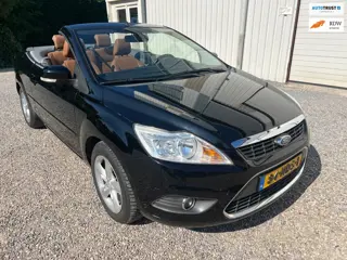 Ford Focus Coupé-Cabriolet 1.6 Trend CABRIO LEER 4xNEW-BANDEN.AIRCO.NAP!