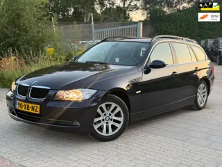 BMW 3-serie Touring 320i High Executive Aut Airco Cruise PDC