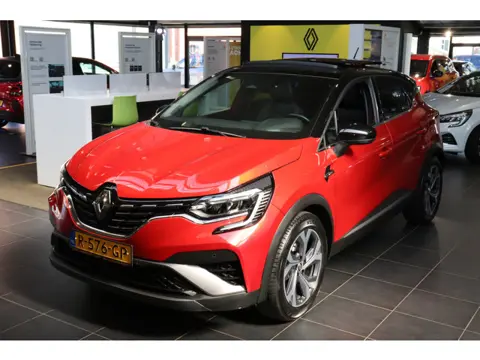 Renault Captur 1.6 E-Tech full hybrid 145 R.S. Line + schuifdak + trekhaak