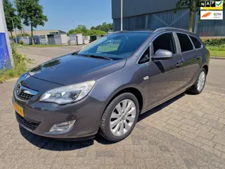 Opel Astra Sports Tourer 1.4 Turbo Cosmo, Apk, Nap, Nieuwe koppeling, Inruil mogelijk.
