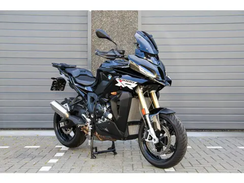 BMW S 1000 XR Black Storm | Touring pakket | Dynamic pakket | LED verstralers | BTW voertuig | Vol i