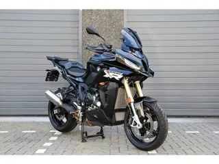 BMW S 1000 XR Black Storm | Touring pakket | Dynamic pakket | LED verstralers | BTW voertuig | Vol i
