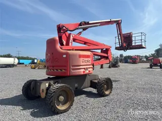 Genie Z60 4WD Diesel Articulating Boom Lift (bj 2011)