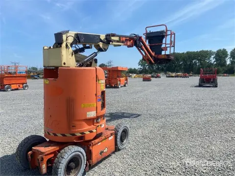 JLG E300 AJP (bj 2014)