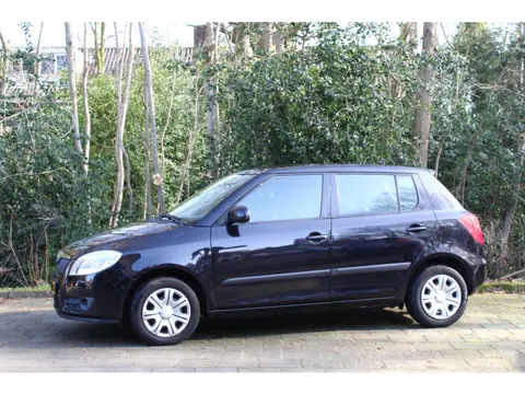 Škoda Fabia 1.4-16V Ambiente Airco cruise controle APK nieuw!