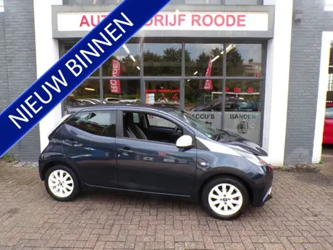 Toyota Aygo 1.0 VVT-i x-play NAP,AIRCO,CAMERA !!!