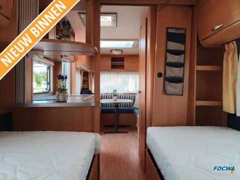 Knaus Azur 550 Mover 2 Enkele Bedden Zit