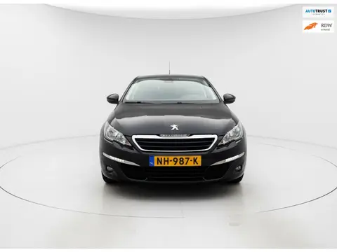Peugeot 308 1.2 PureTech Allure TREKHAAK GEHELE ONDERHOUDS HISTORIE AANWEZIG