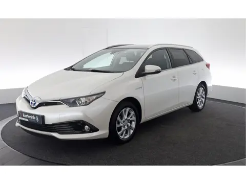 Toyota Auris Touring Sports 1.8 Hybrid Aspiration | Camera | Panoramadak | Nav