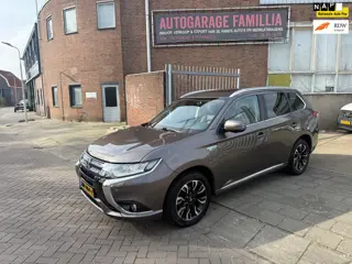 Mitsubishi Outlander 2.0 PHEV instyle+